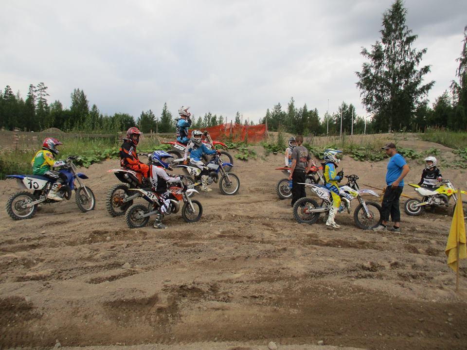 Crossikoulu 2016 Crossikoulu järjestetään tänäkin kesänä. Suunnitelmissa on kouluja n. 10 kertaa kauden aikana.