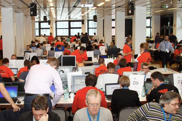 Euroopassa) IHE Connectathon-tapahtuma Viinissä, 2014 Source: http://www.ihe-europe.net/connectathon/connectathon IHE prosessi jaettu neljään vaiheeseen: 1.