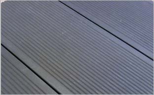 PARVEKE Terassimatto Parvekkeen infralämmitin Patio 902 silver grey väri vaalean harmaa asennetaan vesiurien sisäpuoliselle alueelle Energo Infra, 1000 W asennetaan pinta-asennuksena lämmittimen