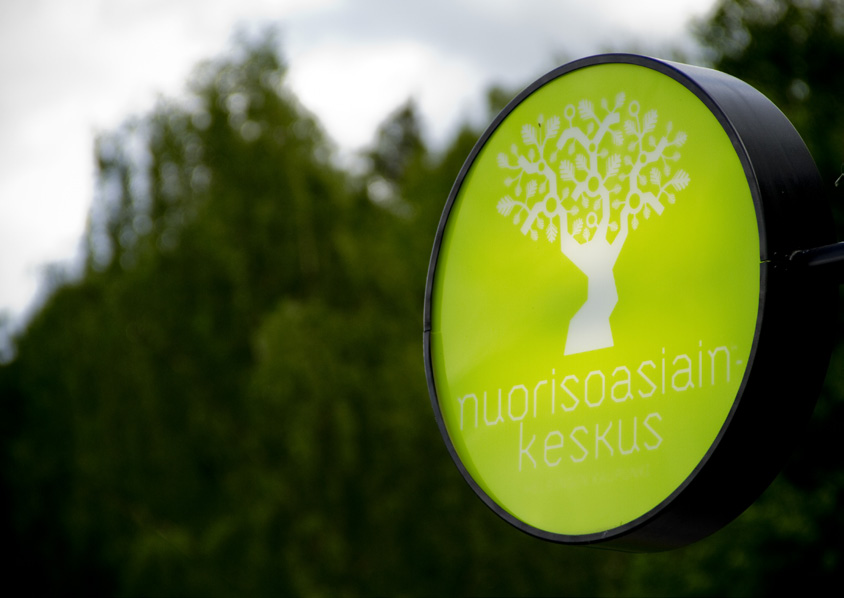 NUORISOASIAINKESKUS PÄHKINÄNKUORESSA Helsingin kaupungin nuorisoasiainkeskus on maan suurin