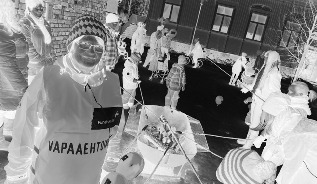 YSTÄVÄNPÄIVÄ 14.2. Ystävänpäivä talven sydämellisin päivä lähestyy Suomessa on paljon yksinäisiä ja paljon ystäväksi haluavia.