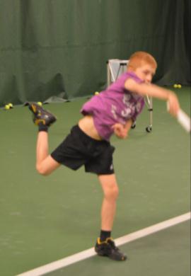 JUNIORITENNIS HENKISESTÄ VALMENNUKSESTA Henkisestä valmennuksesta Tämän vuoden alussa kilpapelaajien ensimmäisen perjantaisen pelipäivän yhteydessä pidimme keskustelutilaisuuden pelaajien kesken
