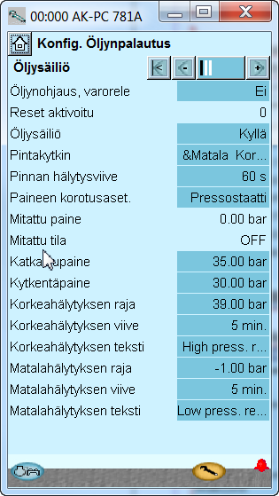 Konfigurointi - jatkoa Aseta öljynpalautuksen ohjaus 1. Mene konfigurointivalikkoon 2. Valitse Oil management (öljynpalautuksen ohjaus) 3.