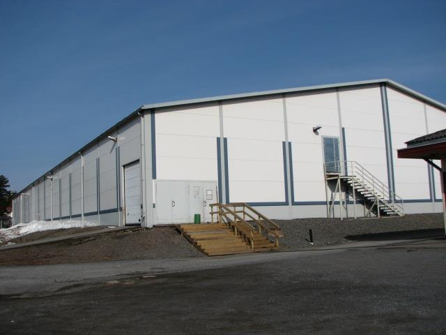 6. Jäähalli Sastamalan jäähalli sijaitsee keskuskentän vieressä, Ratakadulla. Kaupunki osti jäähallin itselleen vuonna 2009, jonka jälkeen jäähallin käyttäjämäärät ovat lähteneet vahvaan nousuun.