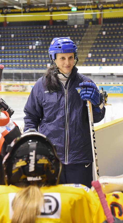 Huomioi kaikki! Jokainen lapsi tarvitsee valmentajan hyväksyntää ja huomiota. 1. Havainnoi ja ole läsnä. 2. Anna palautetta suorituksesta - älä lapsesta. 3. Palautteen tulee olla kannustavaa. 4.