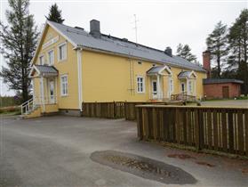 Hannuksen koulu kiinteistötunnus: 564 409 159 10 tyyppi: opetus ja koulutus ajoitus: 1945 1974 ajoitusselite: 1947 Kuusamontien varrella oleva vuonna 1947 rakennetun koulun, asuntolan ja