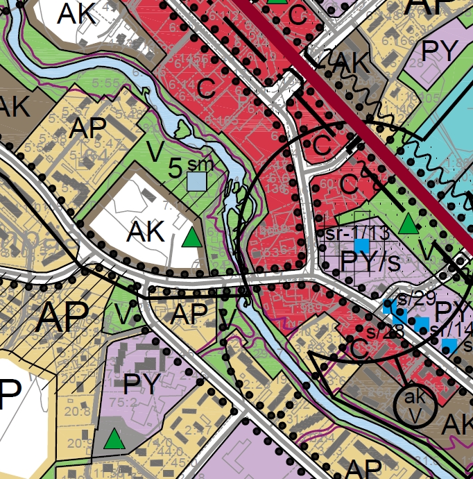 12 4.2 Yleiskaava Alueella on voimassa Kirkonseudun osayleiskaava 2017, jonka kunnanvaltuusto on hyväksynyt 10.11.2003. Suunnittelualue on osoitettu kaavassa virkistysalue merkinnällä (V).