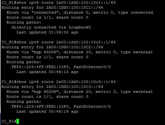 46 Kuva 8. Show ipv6 route -käskyt. Show ipv6 route -käskyjen tuloksista nähdään, että reititys toimii halutulla tavalla. 7.4.4 MPLS-lipputietojen tarkistus Seuraavilla komennoilla voidaan tarkistaa, että MPLS on liputtanut reitit halutulla tavalla, ja että VPN-reiteillä on vaaditut kaksi lippua.