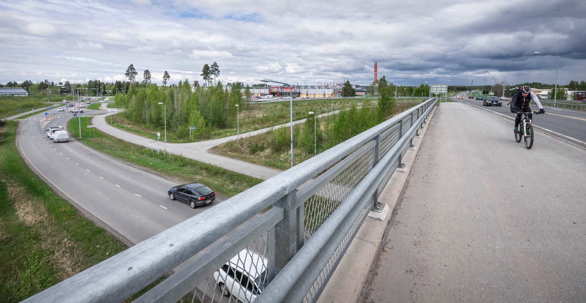 Kuva: Antti Partanen B3: Kasvun mahdollistavat liikenne- ja muut logistiset ratkaisut Logistiikalla on tulevaisuudessa entistä suurempi merkitys teollisuuden kilpailukyvyn kannalta.