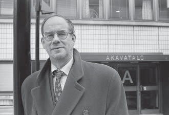 Pekka Immeli haluaisi jonkin puolueettoman tahon määrittävän epäkohtaerän, jolla korjattaisiin palkkauksellisia epäkohtia eri sopimusaloilla. tille palkansaajista.