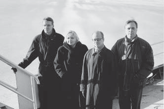 Palkansaajien tutkimuslaitoksen ennusteryhmään kuuluvat Eero Lehto, Merja Kauhanen, Pekka Sauramo ja Heikki Taimio. työllisyys vielä heikkenee ja työttömyys kasvaa jonkin verran.