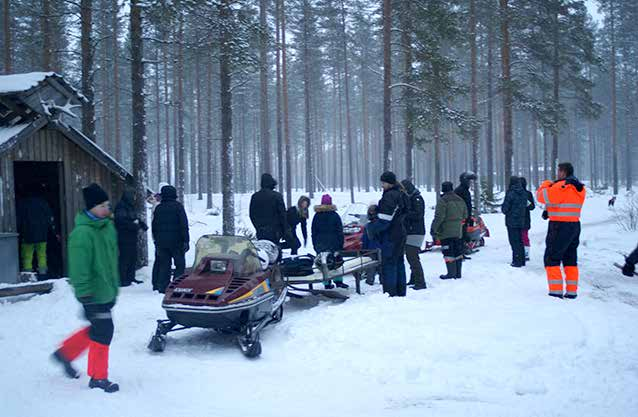 Tupinpeluun mestarit. MEIDÄN VIRKEÄ TALVIALUE Syksyllä Multarannassa tapahtuu. Muuttolinnut lähtevät muille maille, mutta osa jää viettämään talvikautta alueelle.