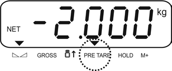 7.6.3 Taarapainoarvon numeerinen syöttö (PRE-TARE -toiminto) Tietty punnitussäiliön paino voidaan vähentää lopputuloksesta syöttämällä sen paino taara-arvona, jonka perusteella seuraavien punnitusten