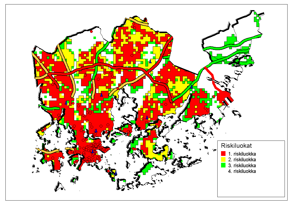 Kuva 14. Toimintavalmiusohjeen mukainen kerrosalaan ja väestömäärään perustuva riskiluokitus. Erityistä toimintavalmiutta vaativat kohteet merkitty punaisella pisteellä.