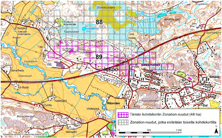 Inkoo, Zonation-aluetunnus 89 INKOO (89) Alue sijaitsee Inkoon keskiosissa kuntakeskuksen pohjoispuolella, laajan asumattoman Stormossenin eteläpuolella ja Valtatie 51:n molemmin puolin.