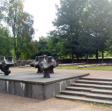 Tavoitteet Sankarihautausmaa kunnostetaan vastaamaan hoitoluokkaa A1. Tavoitteena on tehdä puistosta laadukas painottaen alueen arvokkuutta ja tärkeyttä muistopaikkana.