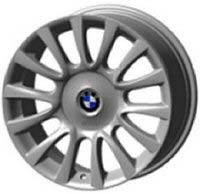 Koodi Vanteet 2MW Lisävaruste BMW Individual kevytmetallivanteet V-Spoke 265 I 19" sekarengastus Etu: 9 J x 19 ja 255/50 R 19 Taka: 10 J x 19 ja 285/45 R 19 X5 xdrive35i A hinta sis.