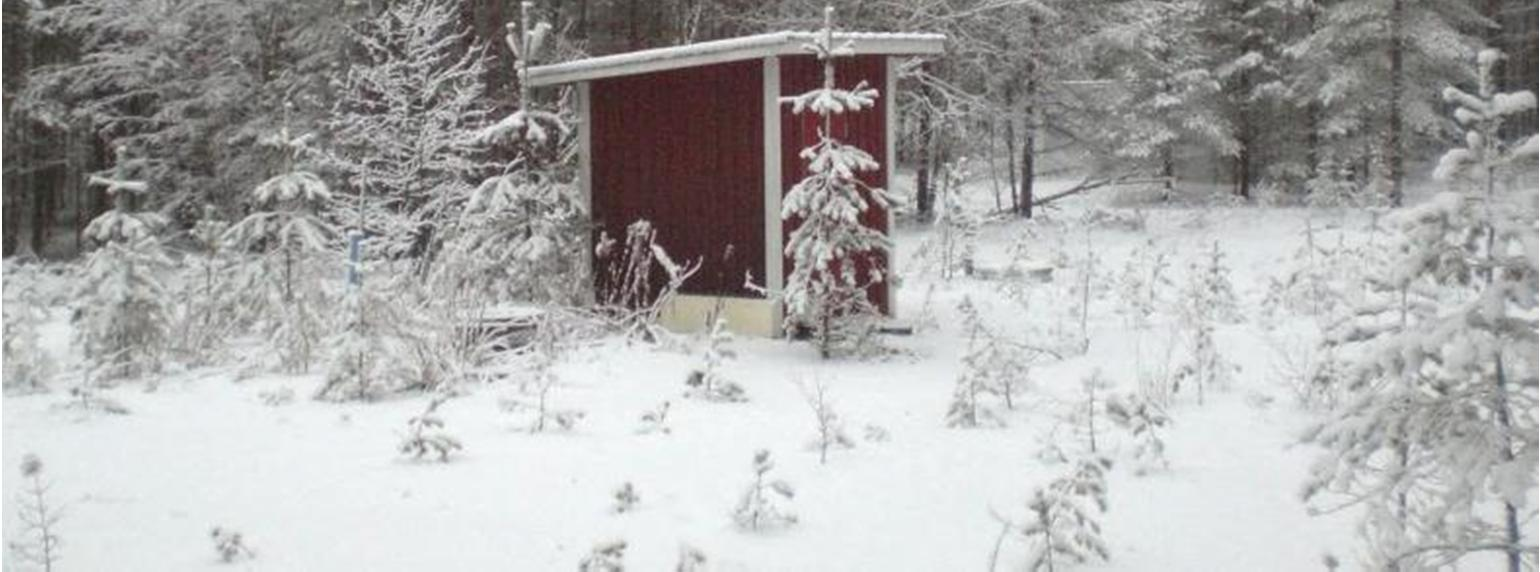 POHJAVESIALUEIDEN SUOJELUSUUNNITELMA 20 Kuva 15. Sulkaharjun länsireunalla sijaitsee Pulkkisen vesiosuuskunnan vedenottamo. 5.