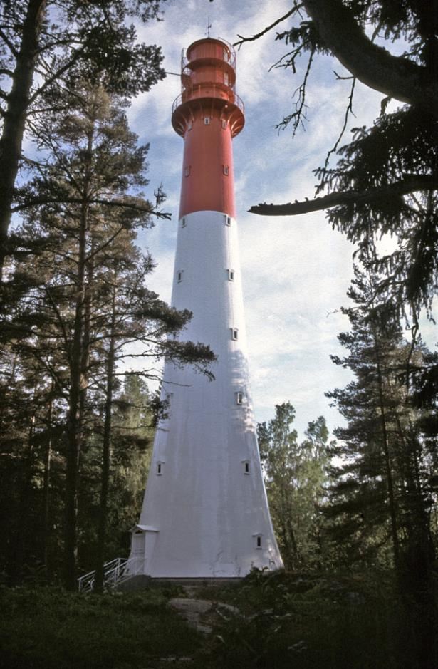 FCG SUUNNITTELU JA TEKNIIKKA OY Mikonkeitaan tuulivoimapuisto 219 Kuva 11.22. Yttergrundin majakka- ja luotsiyhdyskunta, Kristiinankaupunki.