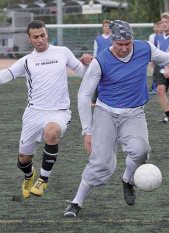 8 Harrastejalkapallo ja -futsal Tavoitteena on harrastajamäärän kasvattaminen toiminnan kehittämisen kautta.