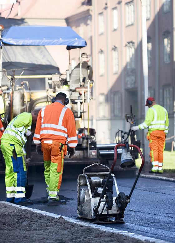 Yritysverotukseen ei ehdoteta muutoksia Yhteisöverokanta nyt kilpailukykyinen (20 %) Kilpailukyvystä huolehdittava myös jatkossa Yhteisöverokannan alentaminen voi osoittautua tarpeelliseksi jo