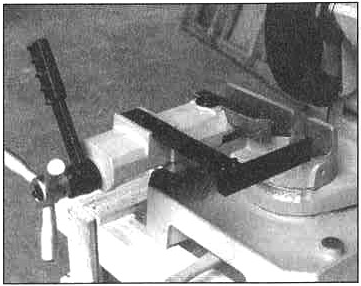 4.7 - Deactivating the machine If the sawing machine is to be out of use for a long period, it is advisable to proceed as follows: 1. detach the plug from the electric supply panel 2.