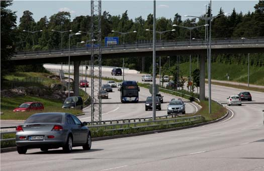 Pääkaupunkiseudun metro- ja pikaraitiotiehankkeiden ja Espoon kaupunkiradan suunnitteluvalmiutta edistetään seuraavalle aiesopimuskaudelle Länsimetron jatkeen Matinkylä Kivenlahti hankesuunnitelma on