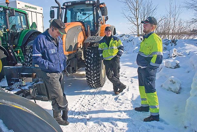 Palveluiden ekosysteemi Tuoterakenteeseen sisällytettiin erikseen tilattavia kokonaisuuksia, mutta nykyisten tarjouspyyntöjen raskas lakijargon pistää pienet tuottajat ahtaalle.