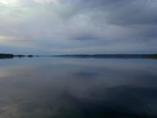 Oulun kirjastojen aineisto vapautettiin kellumaan tammikuussa 2015 Asiakkaiden palauttamat teokset jäävät kellumaan siihen kirjastoon, mihin ne on palautettu.