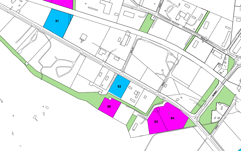 96 Teollisuus- ja varastorakennusten tontti Osoite: Teollisuustie 16 Asemakaavan tiedot: Kortteli 267, tontti 1, T, kerrosluku II, e=0,50 Tontin koko: 21 286 m² 97 Teollisuus- ja varastorakennusten