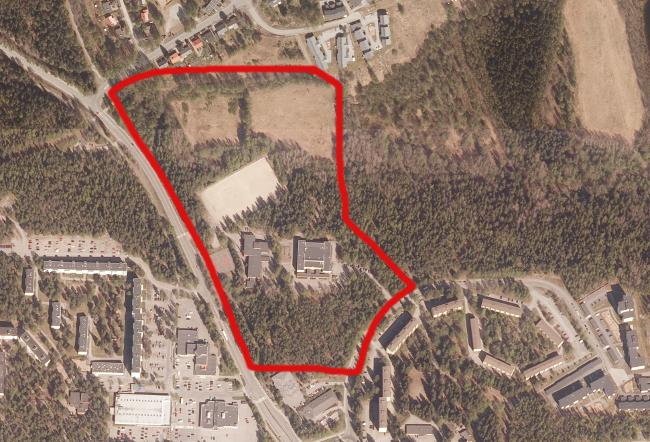 Louraportti 6..204 3 (7) 2.2 Maankäyttö Suunnittelualueen nykyistä maankäyttöä on havainnollistettu kuvassa 3. Kuva 2.