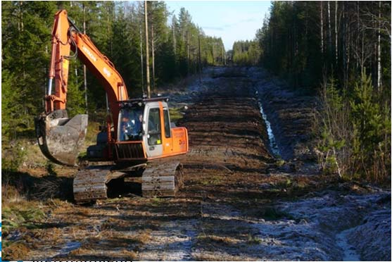 Yhteishanke Etuna: Sarkajako-alueilla käytännössä mahdoton kunnostaa vain yhden tilan suometsät Alentaa yksikkökustannuksia maastosuunnittelussa, kaivuussa, hakkuissa ja hoitotoimissa Kulkuyhteydet /