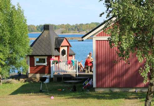 SaariTours hoitaa matka- ja kokousjärjestelyt Turun ja Ahvenanmaan saaristossa.