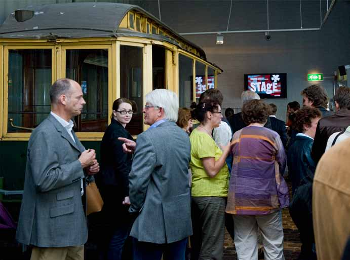 Helsingin kaupunginmuseo / Juho Nurmi EMAC-konferenssin osanottajat vierailivat muun muassa Ratikkamuseossa. Deltagarna i EMAC-konferensen besökte bland annat Spåramuseet.