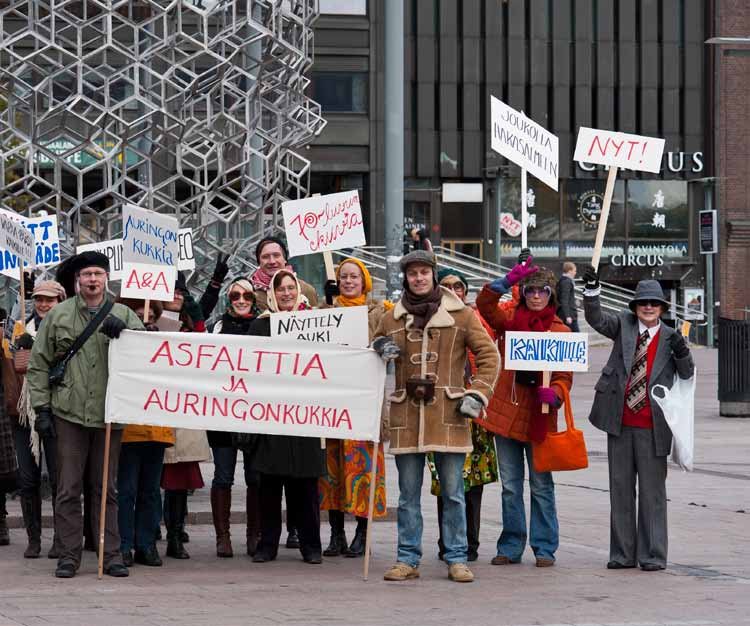 Helsingin kaupunginmuseo / Juho Nurmi K O K O E L M AT Kertomusvuonna keskityttiin kokoelmanhallinnan laajentamiseen ja logistiikan kehittämiseen.