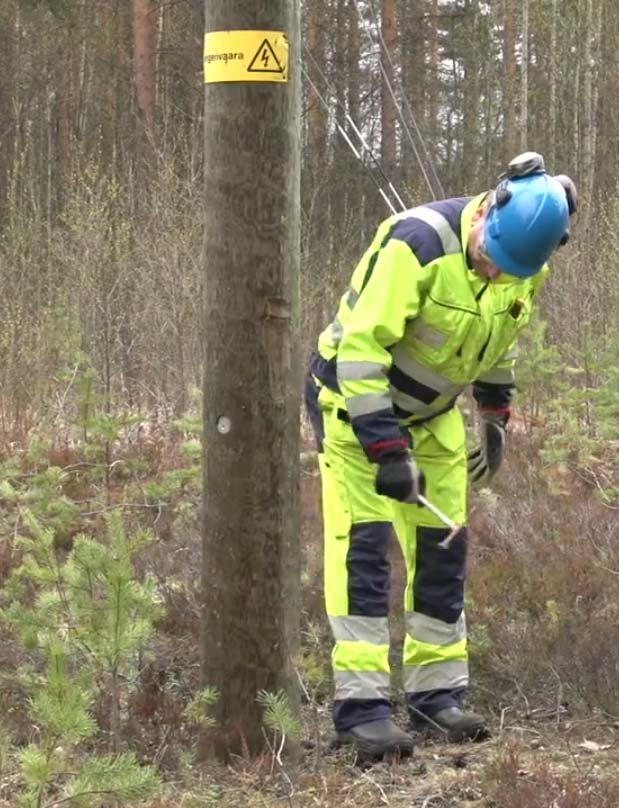 Harjoitus 7 Kysymys: Minkälaisen äänen antaa koputeltaessa