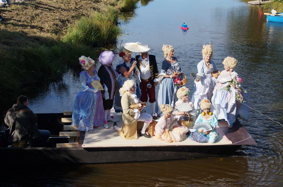 SAAREN KARTANON KANSSA TEHTY