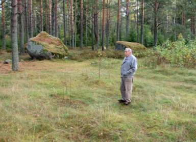 Kävin sotaveteraaniystäväni, jänkäjääkäri Oiva Suutarisen kanssa v.