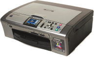 200 euron hintaluokka HP smart 5180C Lexmark X9350 Dell 966 Brother DCP-750CW Edustaja: Hewlett-Packard Oy, www.hp.fi Hinta: 199 euroa Edustaja: Lexmark Finland, www.lexmark.