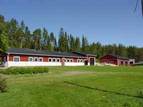 OULUJOKIVARREN RAKENNUS- JA KORJAUSTAPAOHJEET JA Kehittämisohjeet Kinnulan talot ja ympäristö RAKENNETTU YMPÄRISTÖ JA RAKEISUUS Osayleiskaavassa olevat suojelumerkinnät turvaavat vanhan arvokkaan