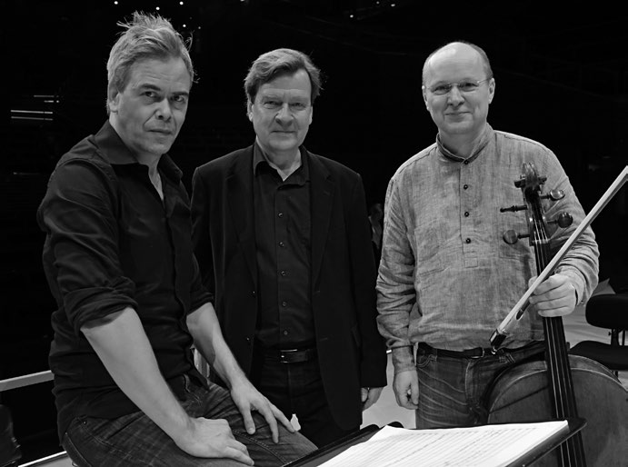 HANNU LINTU, MAGNUS