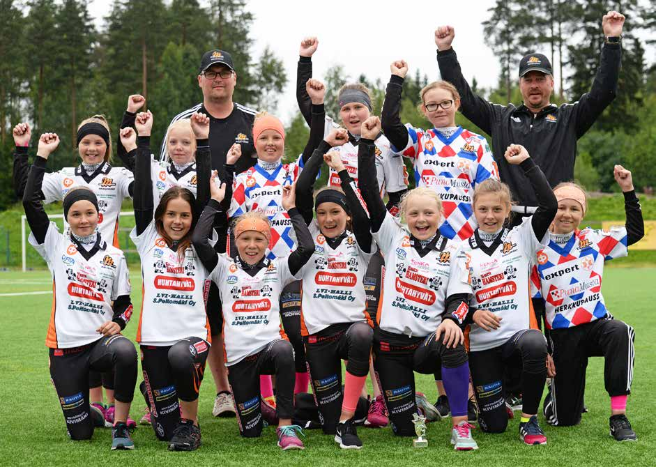 D-TYTÖT Mailajuniorien D-tyttöjen mennyt kesä ja tulevaan kauteen valmistautuminen ovat menneet hienosti.