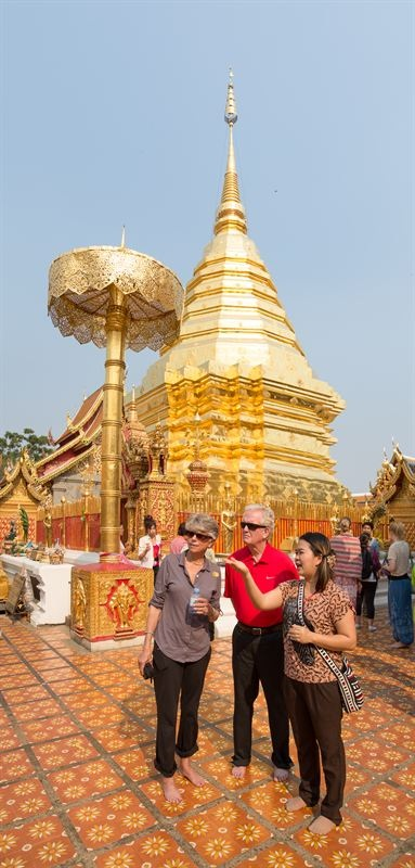 Doi Suthep Doi Suthep sijaitsee 16 kilometrin päässä Chiang Main keskustasta ja on yksi kaupungin maamerkeistä.