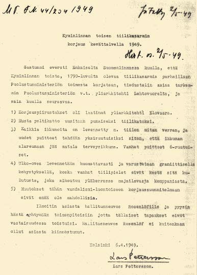 4.4 KASARMIRAKENNUKSEN NYKYASU Vuonna 1950 Haminan rannikkolinnakkeiston esikunta ja esikuntakomppania siirtyivät kasarmirakennukseen.