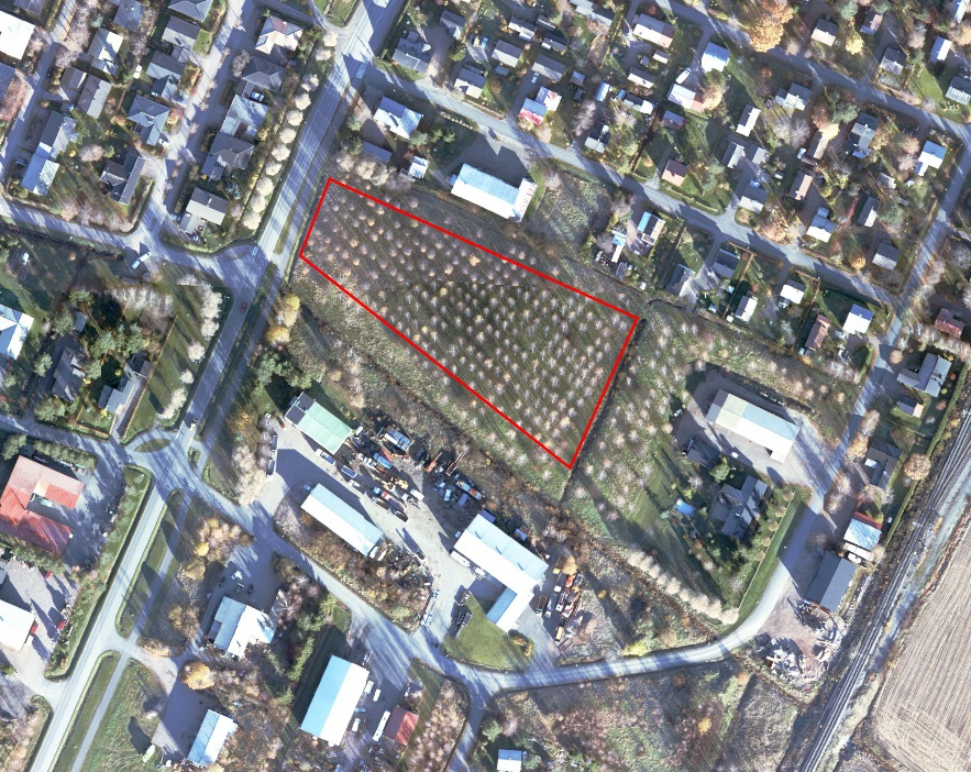 Turuntie n. 9 000 m 2 Vaatii kaavamuutoksen AP Y Hyvin saavutettavissa Turuntietä pitkin. Sijaitsee keskeisesti keskusta eteläisellä asuinalueella. Eteläpuolella alkaa teollisuus- ja työpaikka-alue.