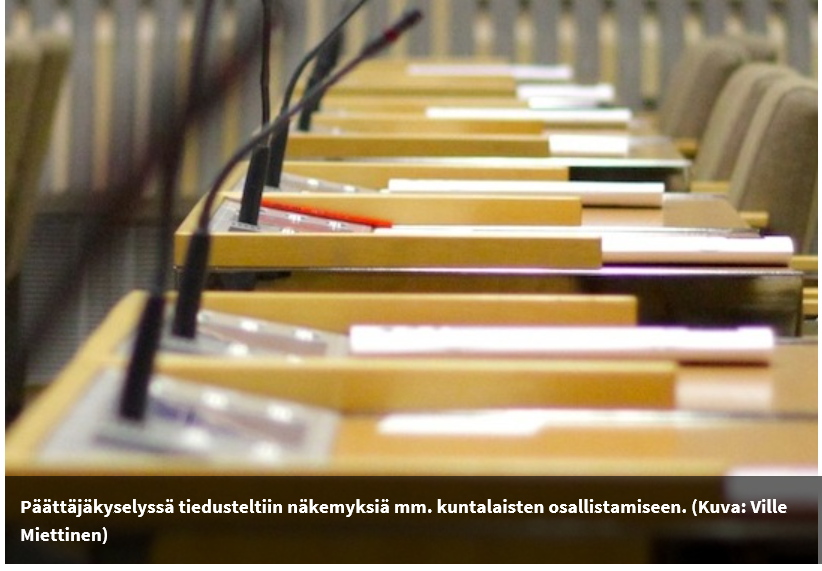 Päättäjätutkimus 2015 Osaraportti 25.5.2016: Kunnallisten luottamushenkilöiden ajankäyttö vuosina 1995-2015. Siv Sandberg, Åbo Akademi.