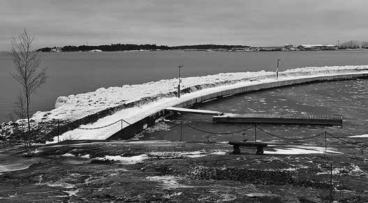 21 Entä leveys ja paino; venehän syrjäyttää sen verran vettä.