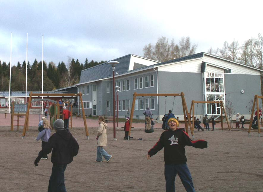 Uudenmaan tiepiirin koulujen liikenneturvallisuusselvitys 7 JOHDANTO 1 JOHDANTO 1.