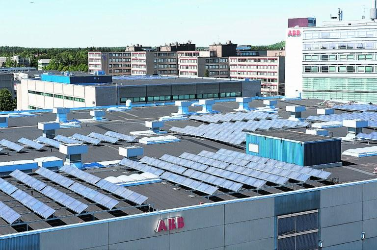 Suurimmat aurinkosähköjärjestelmät Helen Oy, Helsinki Astrum liikekeskus, Salo
