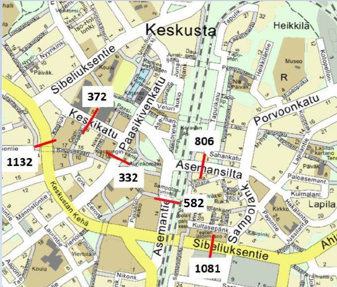 11 Kuva 9. Liikennemäärien poikkileikkaukset iltahuipputunnilta. 7.2 Vaihtoehto 0 Vaihtoehdossa 0 on samanlainen verkko kuin nykytilanteessa.